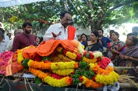 Celebrities Pay Homage To Geetanjali